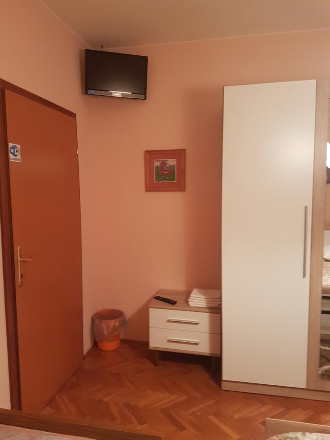 Guest House Mrvcic Рупа Екстериор снимка